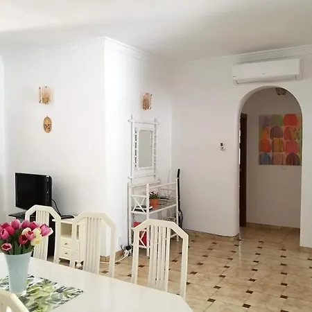 3 Bedroom Spacious Appartement Fuengirola