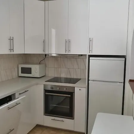 3 Bedroom Spacious Appartement *