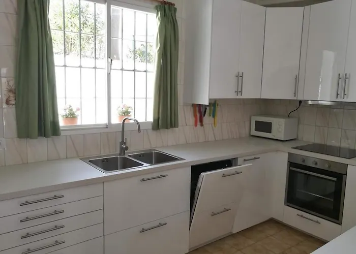 3 Bedroom Spacious *